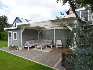 Überdachter Freisitz