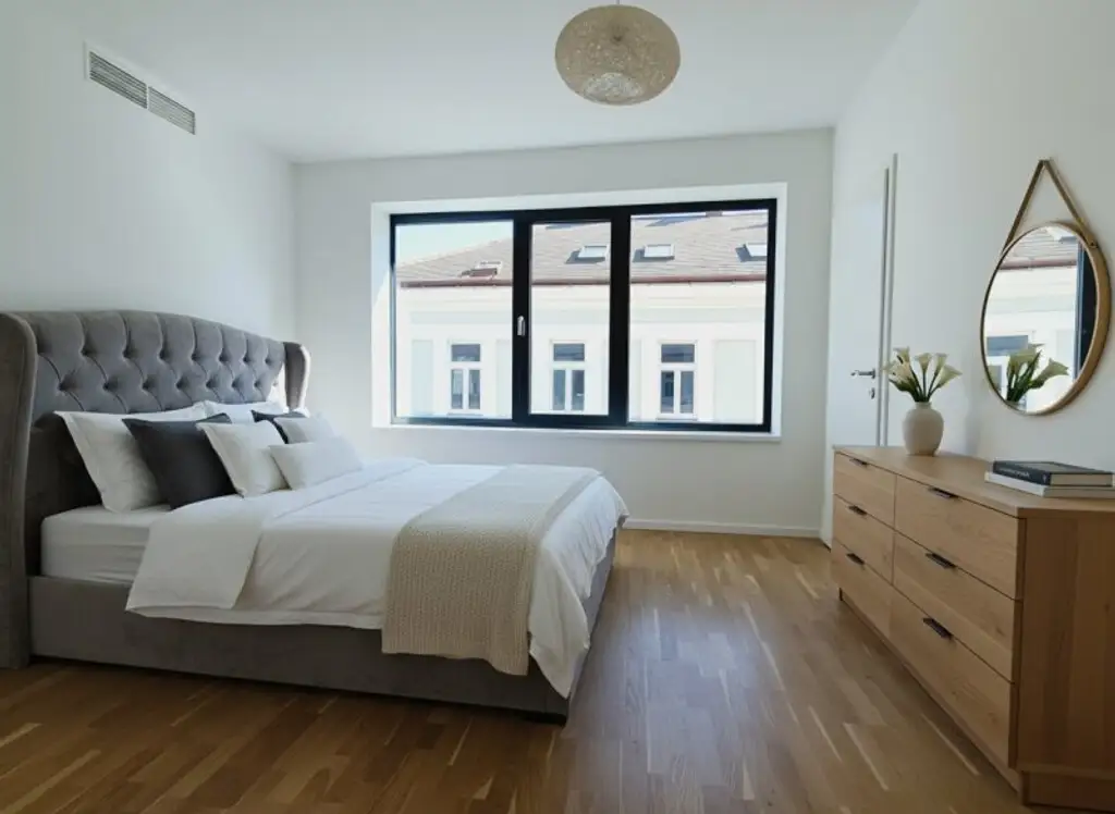 Traumhaftes Penthouse beim Naschmarkt mit sehr schönem Ausblick