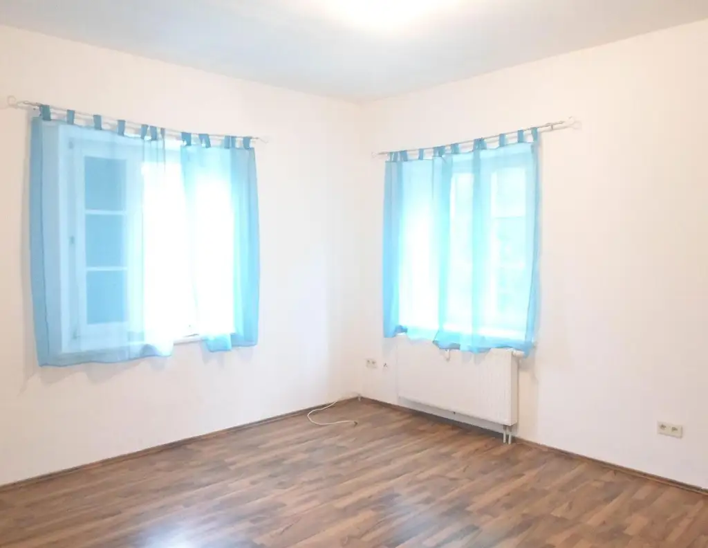Wohnen wo andere Urlaub machen - 3-Zimmer-Wohnung nahe Schloss Burgau