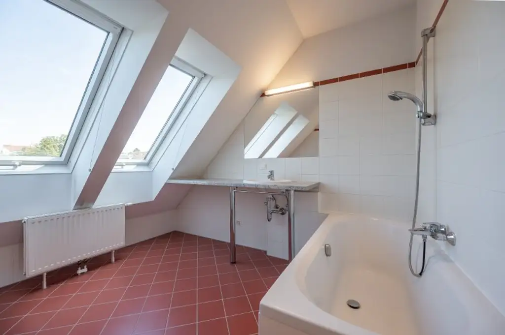 ++Provisionsfrei++ TOP-Lage im 19. Bezirk, wunderschöne 2-Zimmer-Wohnung mit Terrasse!