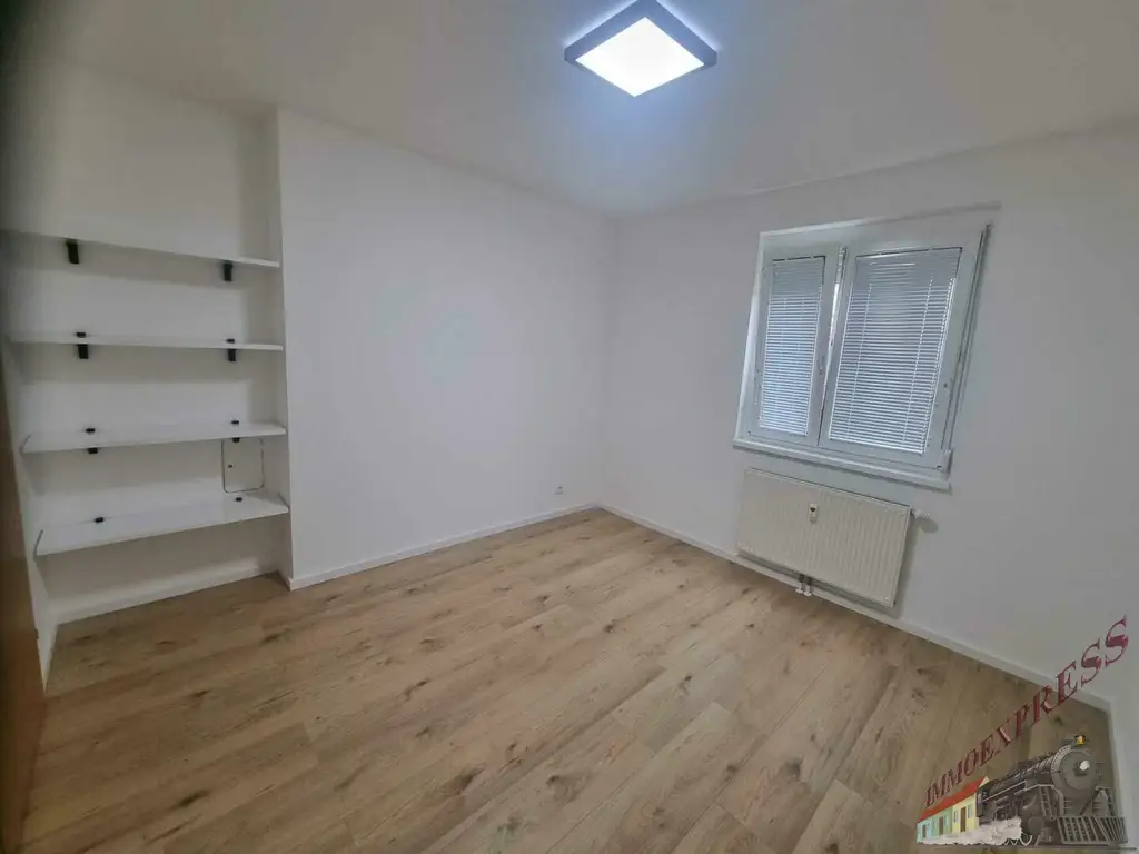 Neu sanierte Niedrigenergiewohnung mit Loggia nähe Traisenpark