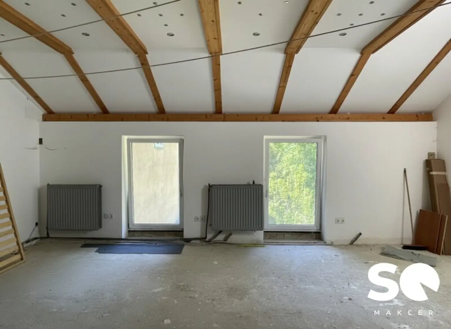 #SQ - ALTBAU VILLA IN ABSOLUTER EINZIGARTIGER RUHELAGE
