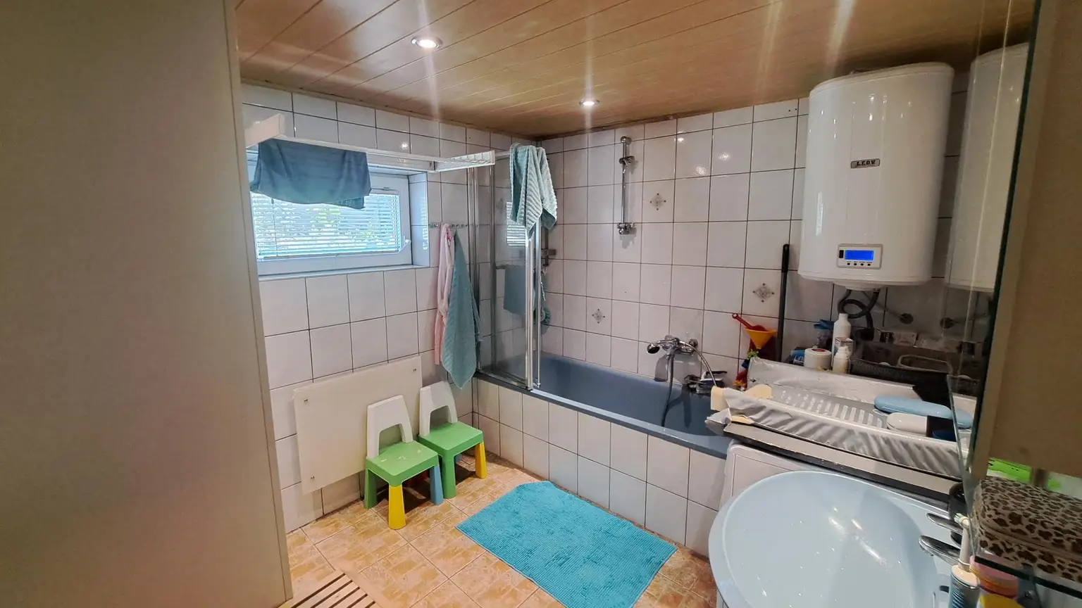 Kleines Sacherl mit 2 Terrassen, Nebengebäuden, Gemüsegarten, Erdkeller, idyllischem Grundstück, einer betonierten Freifläche und viel Potenzial....