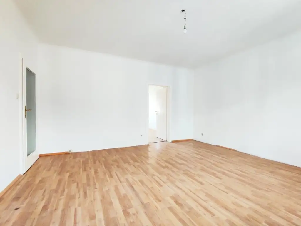 U3-NÄHE : 2-Raum Wohnung in ruhiger Lage!