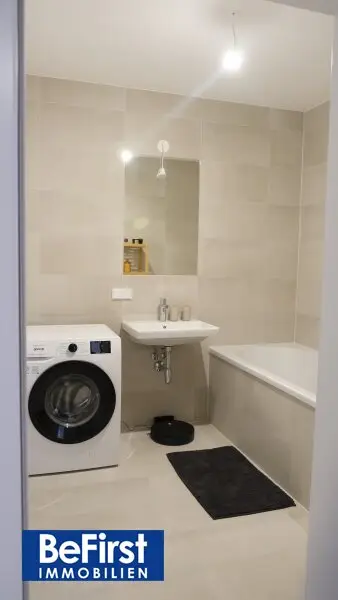Moderne, sonnige 2 Zimmer Balkonwohnung