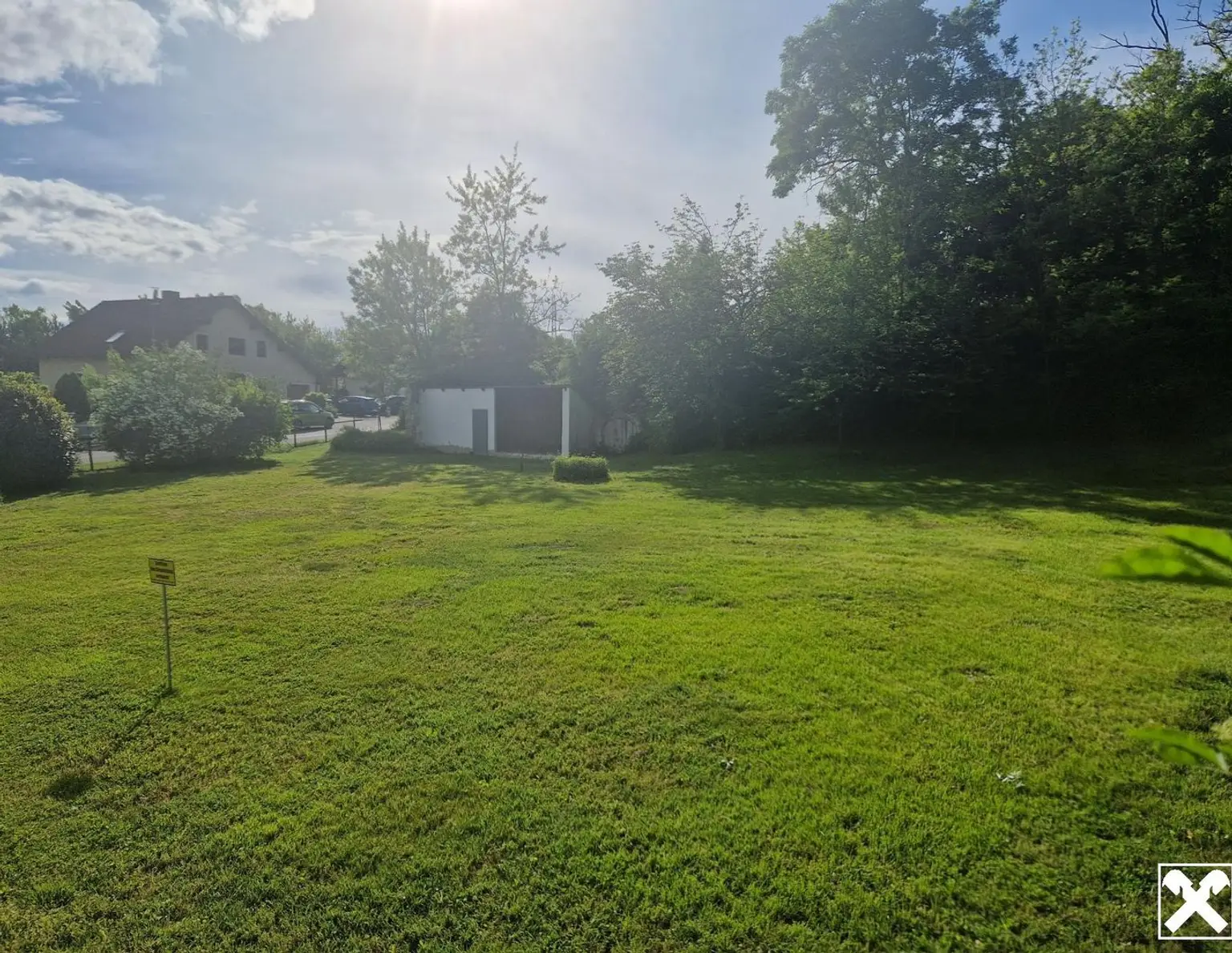 NEUER PREIS: BAUEN UND WOHNEN MIT AUS- UND FERNBLICK DIREKT AN FELDER ANGRENZEND IN AUSGEZEICHNETER WOHNLAGE IM NAHBEREICH VON WIEN UND KORNEUBURG