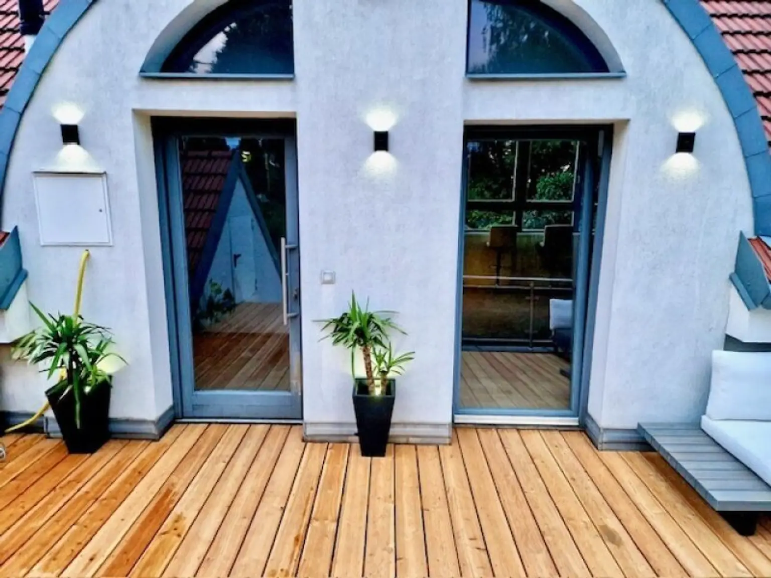 EIGENTUMSWOHNUNG mit herrliche TERRASSE & Garten- ELEGANTE 2-Zimmer-Wohnung in Top Lage von STAMMERSDORF!