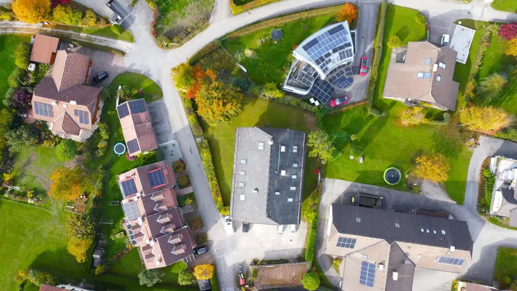 Garconniere in Mattsee - Gemeinschaftsgarten mit Seeblick