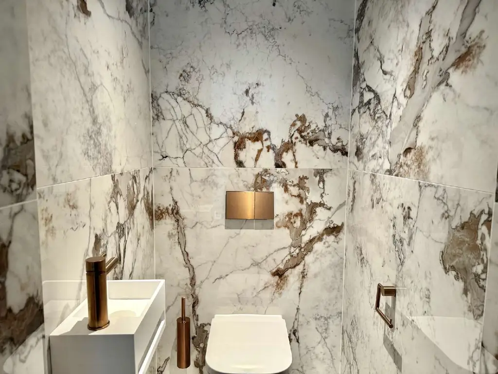 Stilvoll Wohnen mit Terrassen in luftigen Höhen: Prestige-Lage Ringstraße