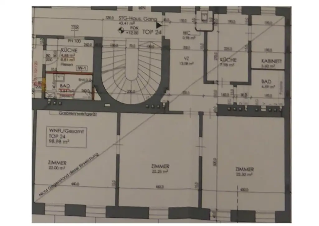 3-ZIMMER-ALTBAU MIT BALKON - SANIERUNGSBEDÜRFTIG IN TOP LAGE!