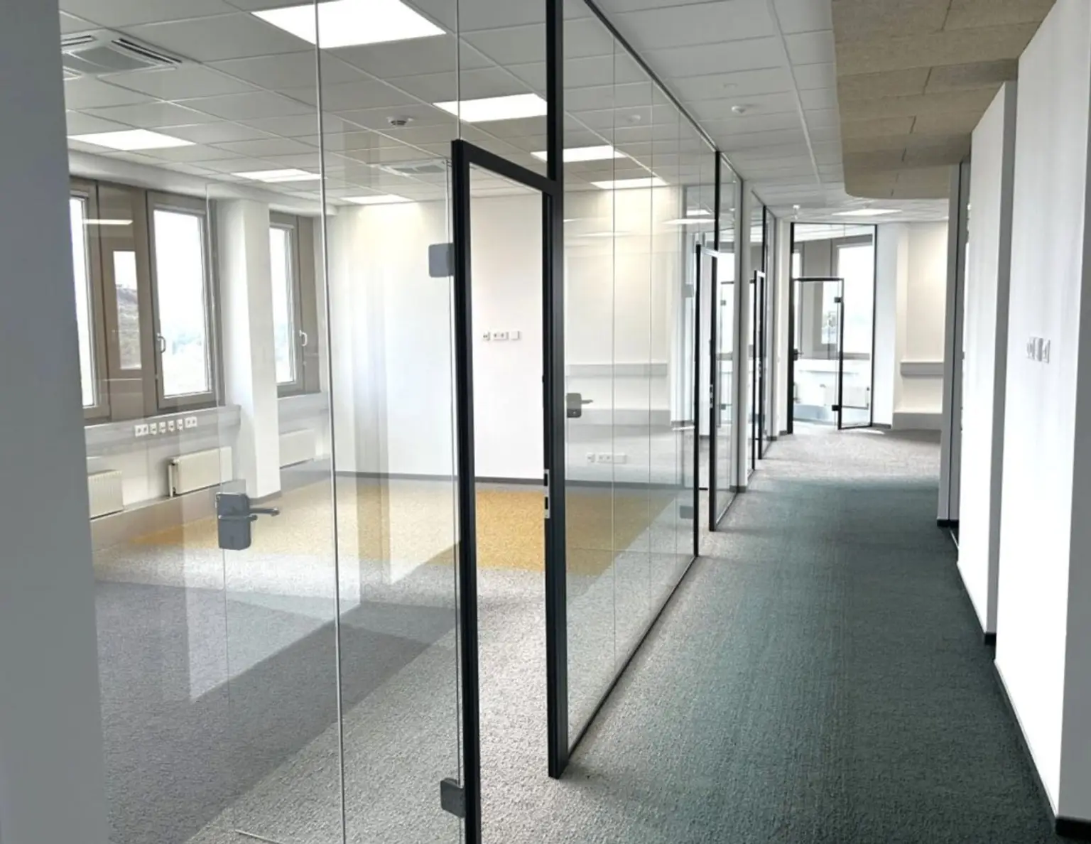 Modern sanierte Büroflächen in Wien - flexible Anmietung möglich!