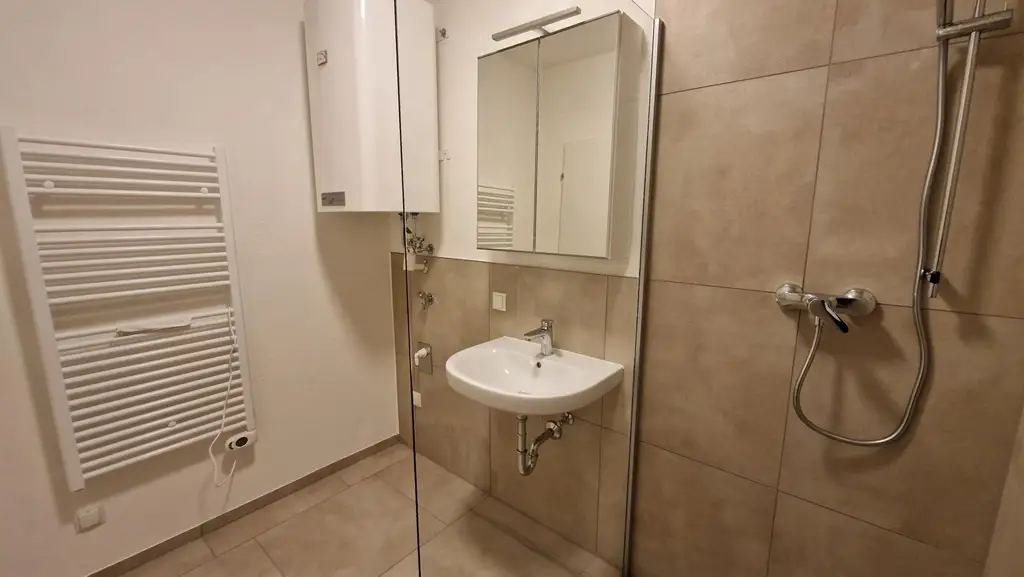 Modernisierte 2-Zimmer-Wohnung mit Loggia in begehrter Lage