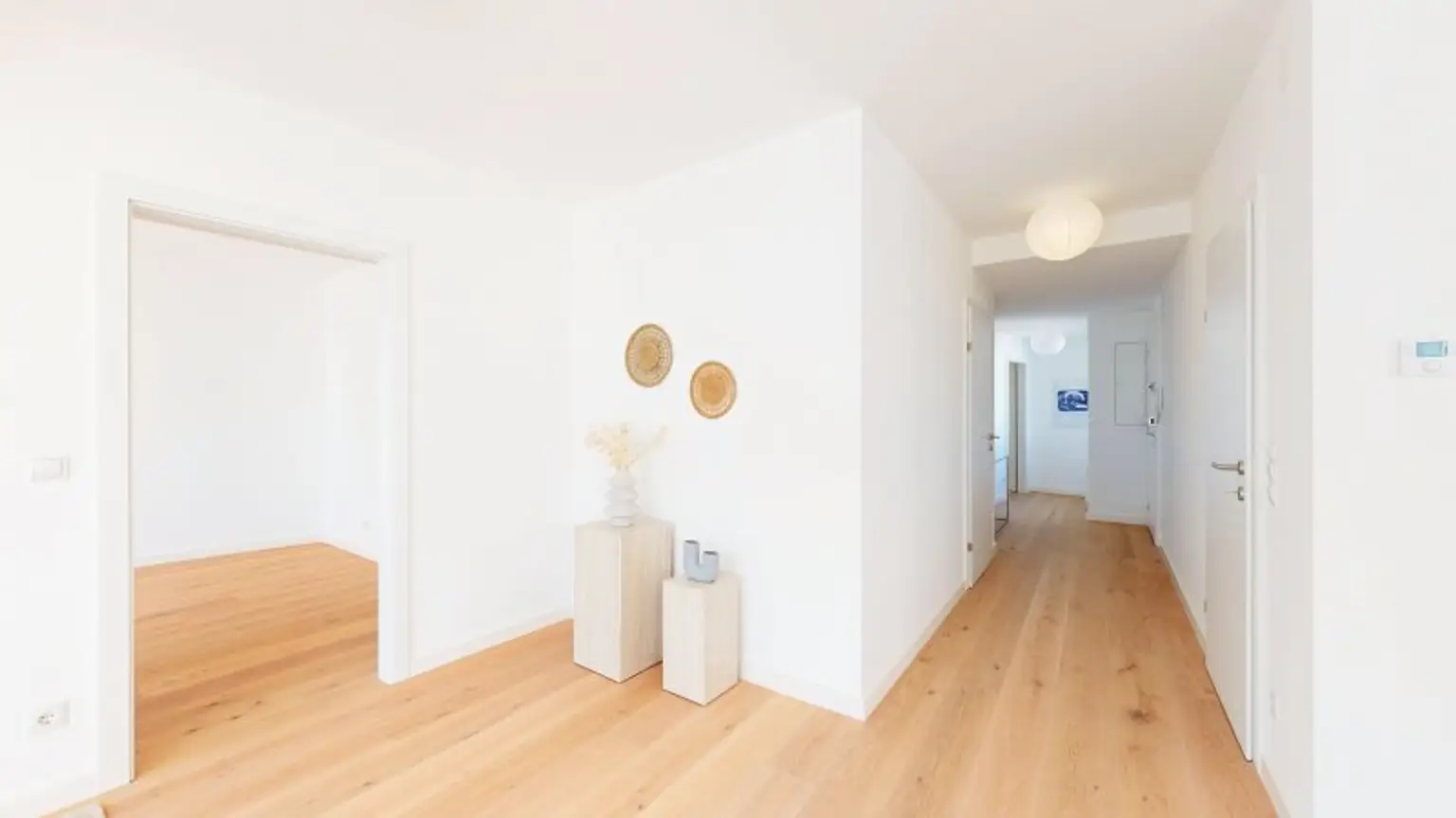 PROVISIONSFREI--Bezaubernde Dachgeschosswohnung | Erstbezug nach Sanierung | Klimaanlage | Terrasse | Lift