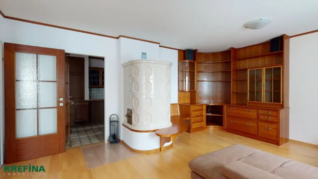 FÜR 1 PERSON: Gepflegte teilmöblierte 58 m² Wohnung unmittelbar bei der U4 Hütteldorf