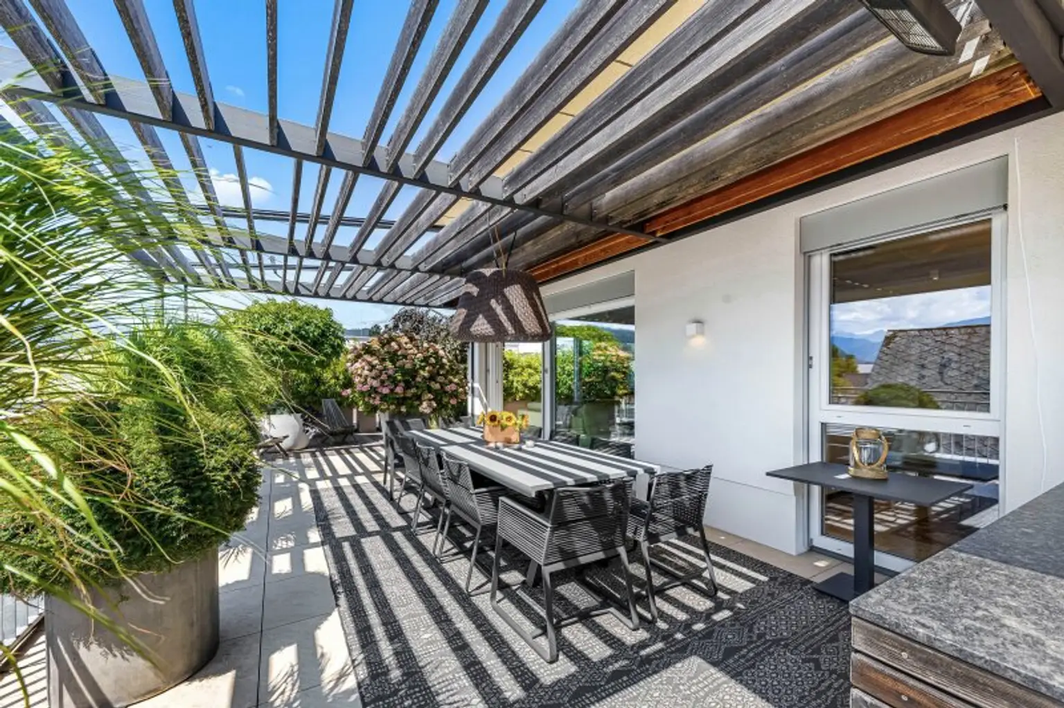 Wohntraum Penthouse mit Gartenterrasse