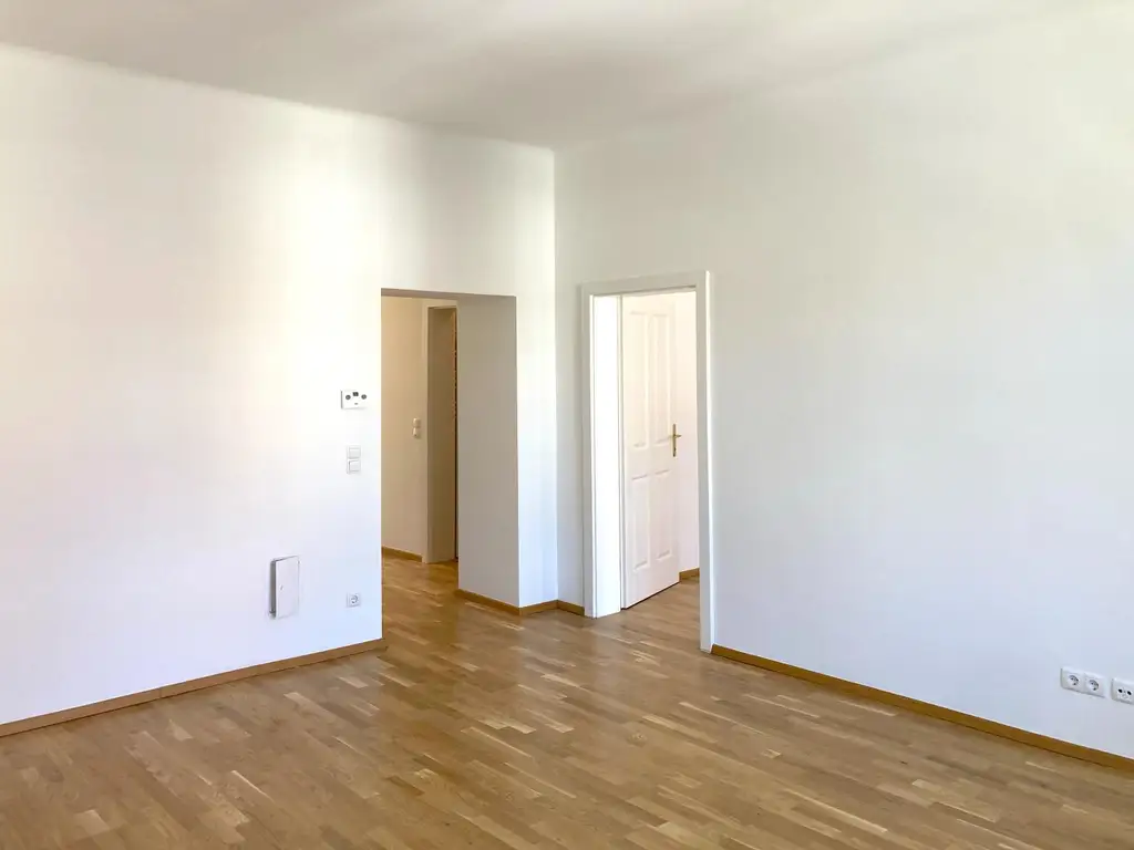 Perfekt geschnitten: Frisch sanierte 3-Zimmerwohnung in bester Lage in 1150 Wien