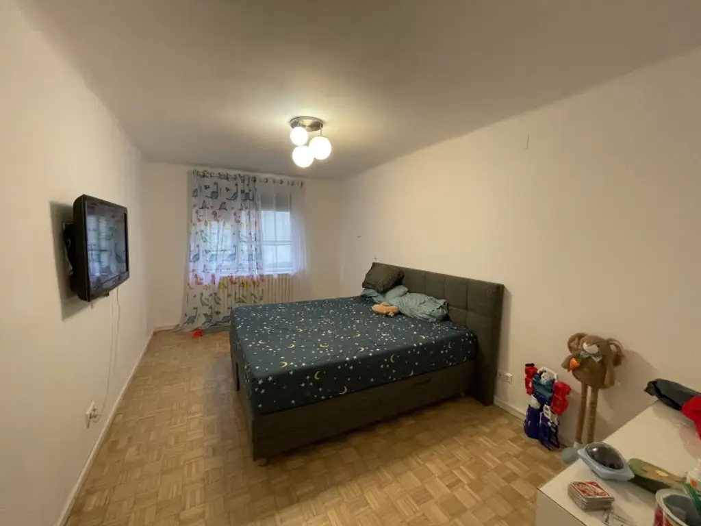 FURNISHED 3-ROOM APARTMENT NEAR DONAU-KANAL/SCHWEDEN-PLATZ -- QUIET LOCATION -- SUITABLE FOR SHARED FLATS!