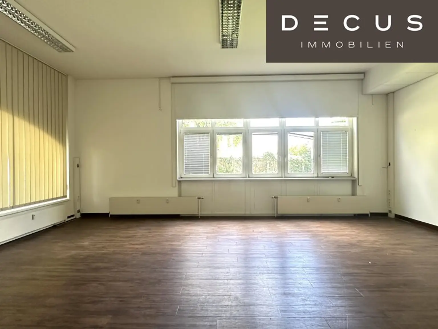 + + + INNENSTADT gekühlte Büro-/Schulungs-/Ausstellungsfläche + + + Nähe Hauptbahnhof + + +