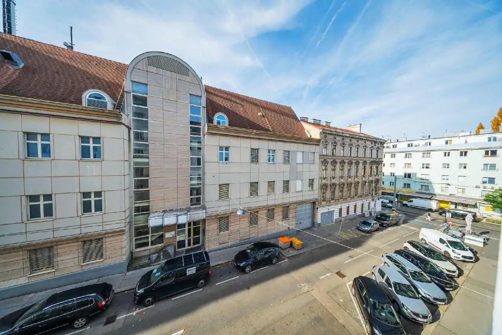 Helle, bezugsfertige 2-Zimmer-Wohnung mit moderner Küche und großem Bad!