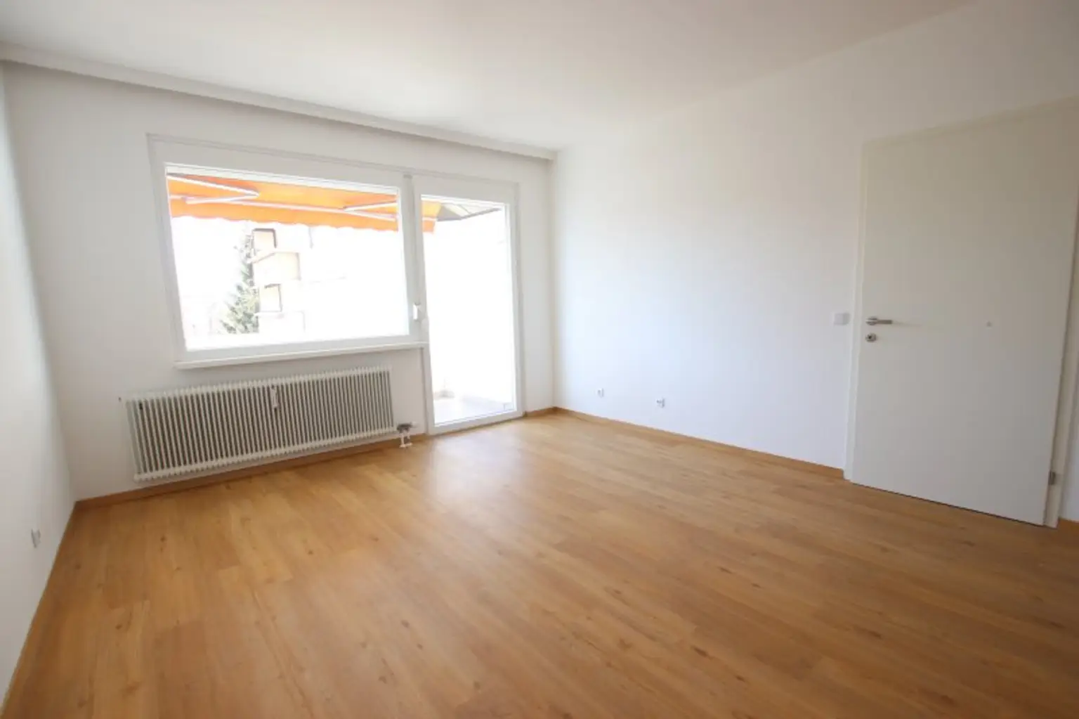 Schöne sanierte 2 Zimmer Wohnung mit Loggia in Waidmannsdorf - Lodengasse