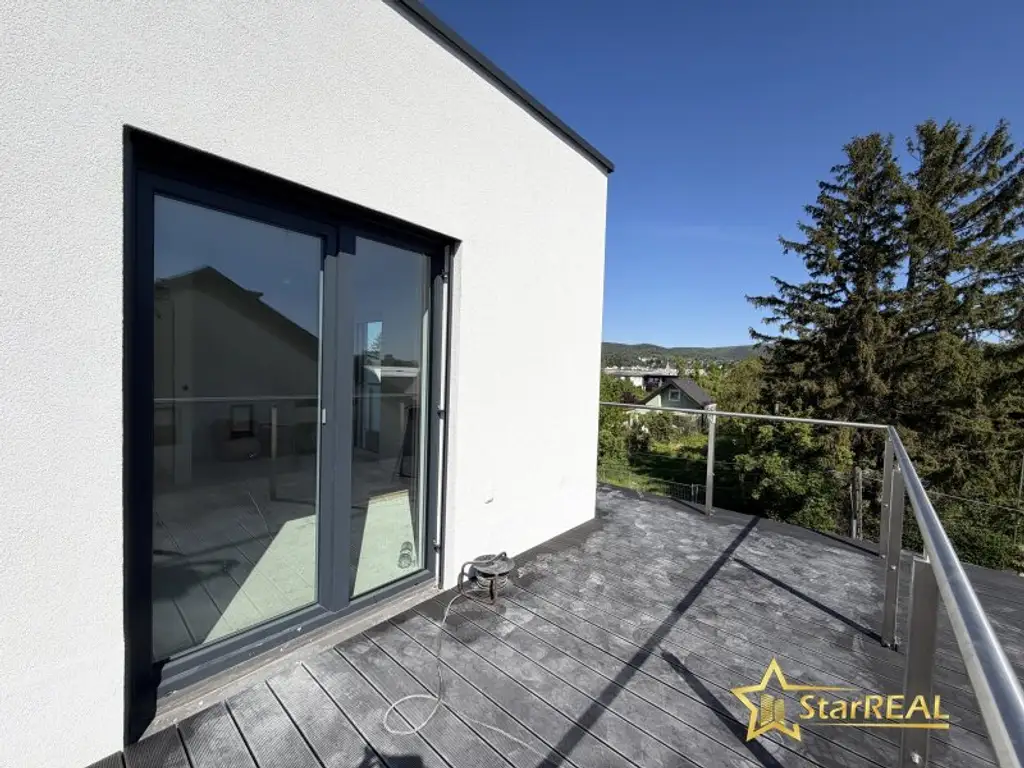 NEUBAU IN ZENTRUMSNÄHE! 5 ZIMMER-ZIEGELHAUS MIT 2 BÄDERN UND 3 WC´S.