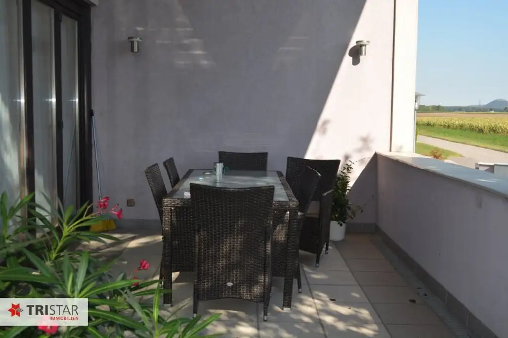 Außerordentlich gepflegtes Wohnhaus mit tollem Platzangebot