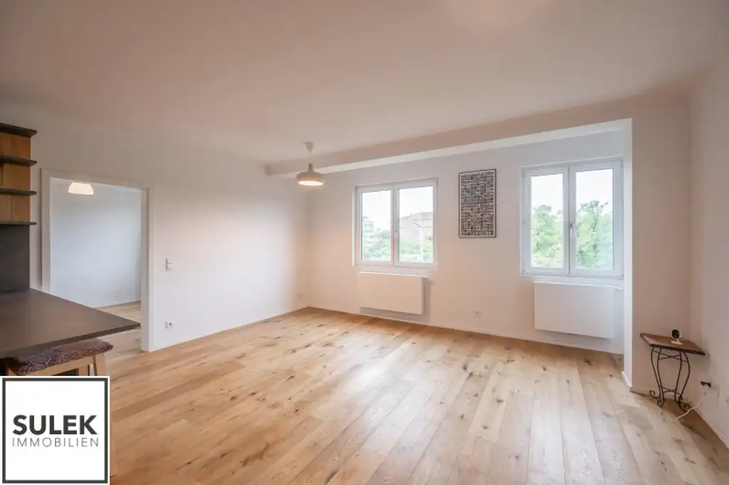 Gut geschnittene, modernisierte 4 Zimmer Wohnung mit Fernblick beim Schweizergarten - ab sofort beziehbar! (nicht WG-geeignet)