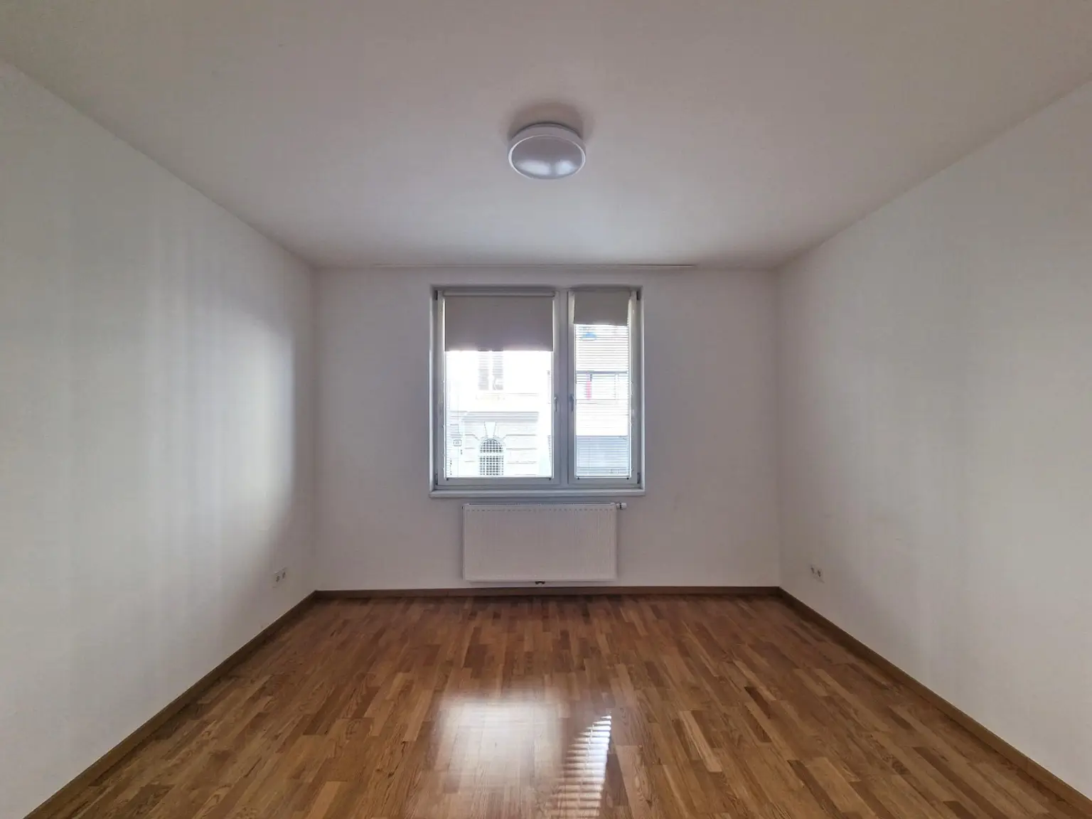 Top-moderne Neubauwohnung mit MEGA-Terrassenfläche (1.OG)