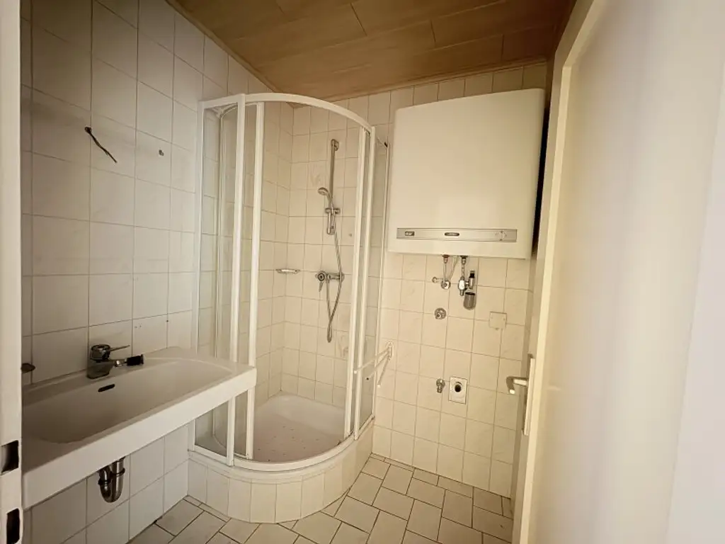 Sanierungsbedürftige 3-Zimmer Wohnung - Ihr individueller Wohntraum im grünen Purkersdorf!