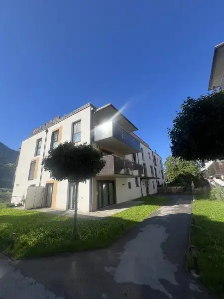 JENBACH - Neuwertige, sonnige 2 Zi.-Mietwohnung mit  großer Terrasse in Toplage