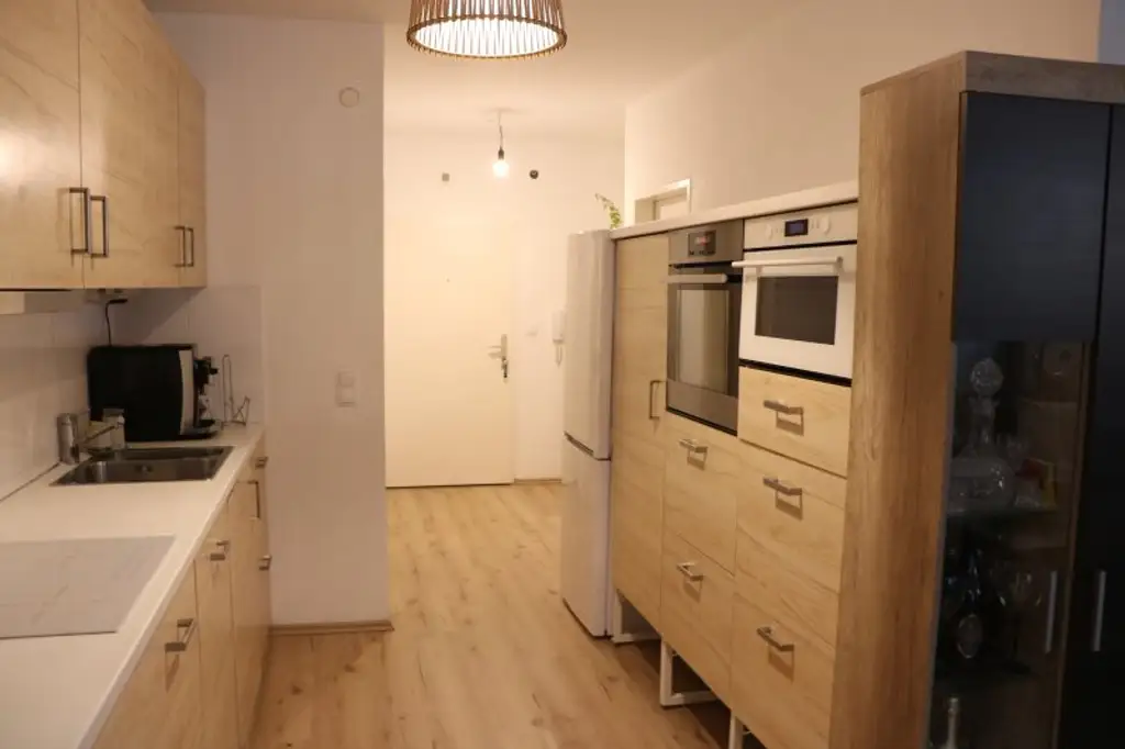 4-Zimmer-Wohnung in der Amraser Straße - optional mit 2 verschließbaren Autoabstellplätzen