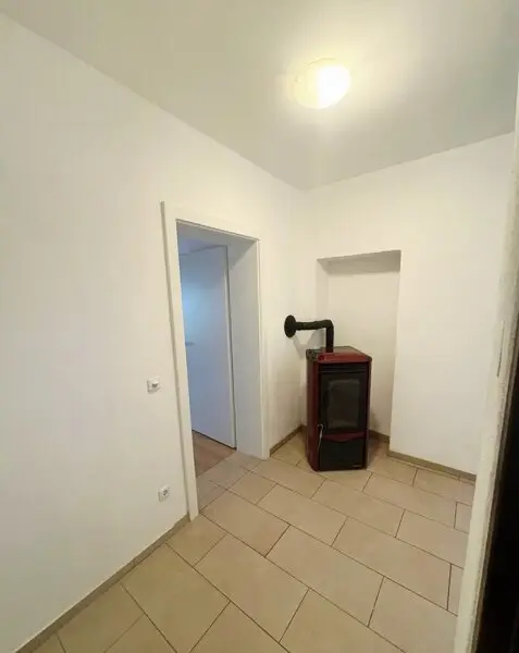 Eingangsbereich mit Kamin