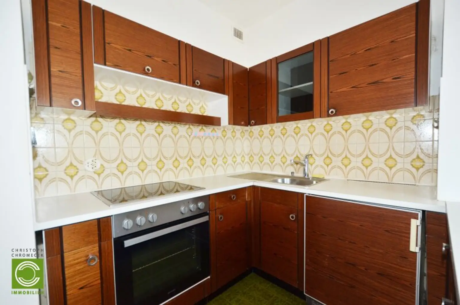 CHRISTOPH CHROMECEK IMMOBILIEN - MÖDLING - Großzügige Einraumwohnung in Zentrumsnähe!