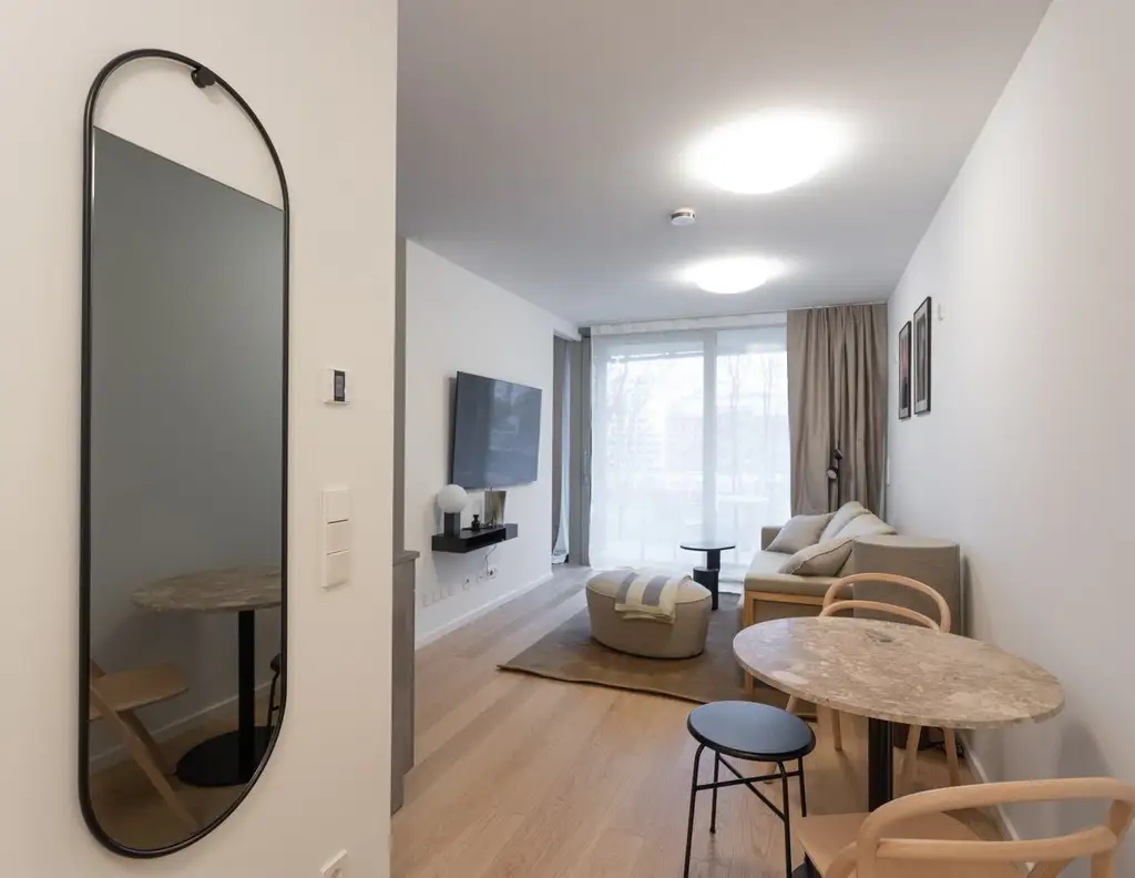 Ideal für Anleger! Exklusiver, voll möblierter Neubau mit Loggia am Donaukanal!