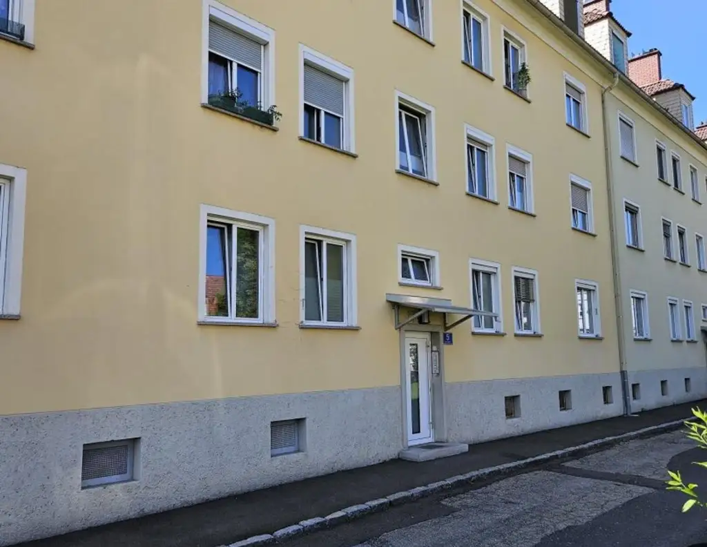 PROVISIONSFREIE GEFÖRDERTE 2 ZIMMERWOHNUNG