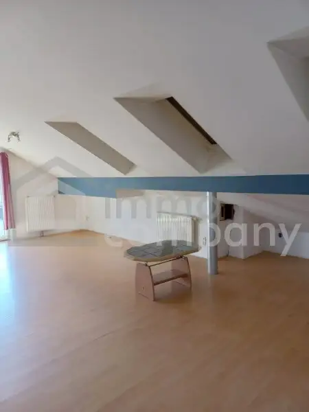 Geräumiges Wohnhaus mit viel Außenfläche!