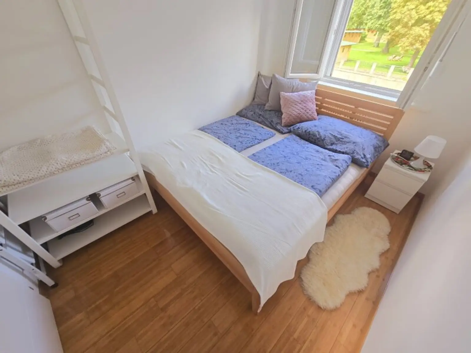 TOP LAGE - Koffer packen und einziehen! - hochwertig ausgestattete, moderne 3-Zimmer Wohnung mit verglaster Loggia - WIE ERSTBEZUG!