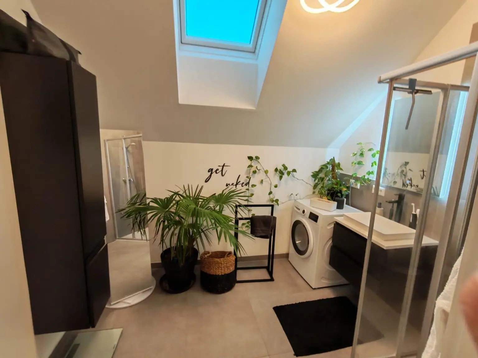 WhatsApp Image 2026-04-12 at 20.02.15(3)