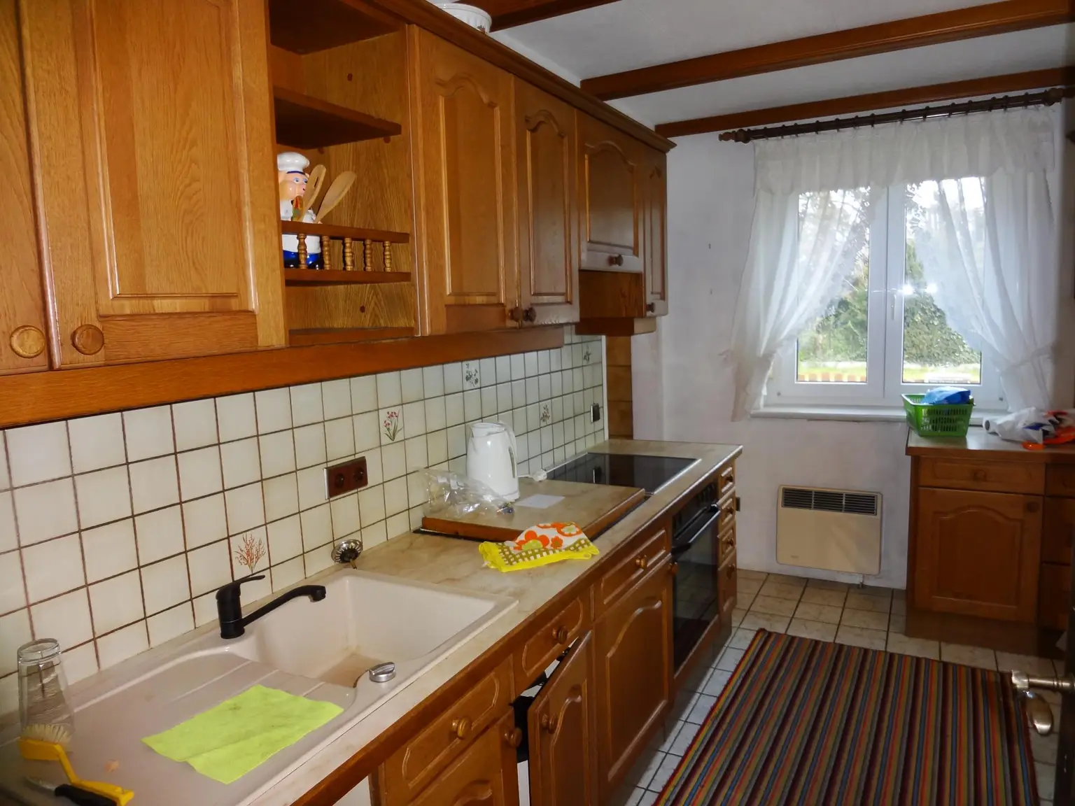 Einfamilienhaus mit Vollkeller in ruhiger Lage !