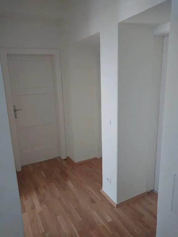 Provisionsfrei | 2,5 Zimmer | 77 m² | Ideal als Studenten WG | 3. Stock ohne Lift | 1050 Wien
