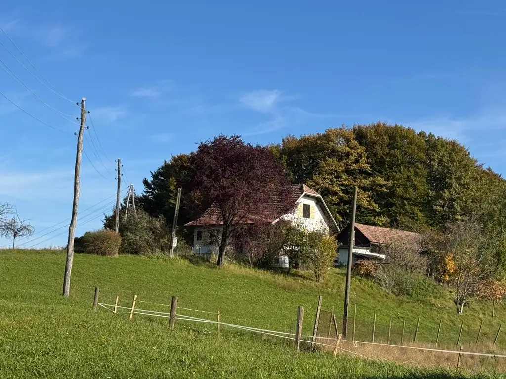 SLOWENIEN!!! Sanierungsbedürftiges Knusperhäuschen in einmaliger Aussichtslage!