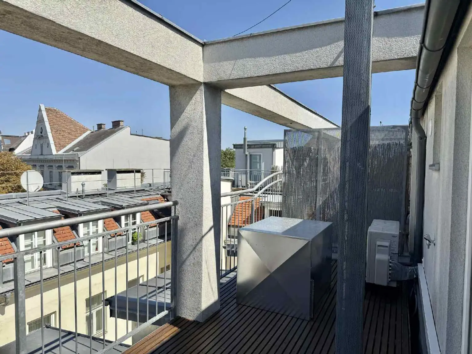 Wunderschöner Altbau zwischen Schlossquadrat und Naschmarkt