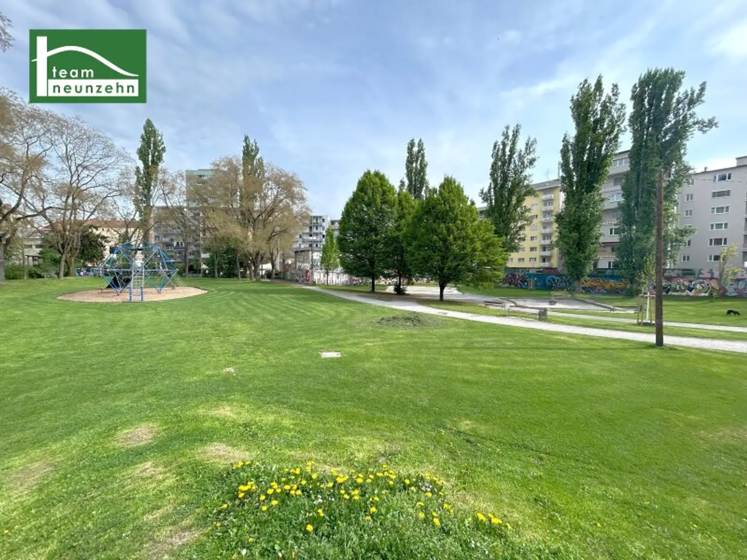 Ungergasse: Sonnige Mietwohnung mit Parkblick wartet auf Sie! - JETZT ZUSCHLAGEN