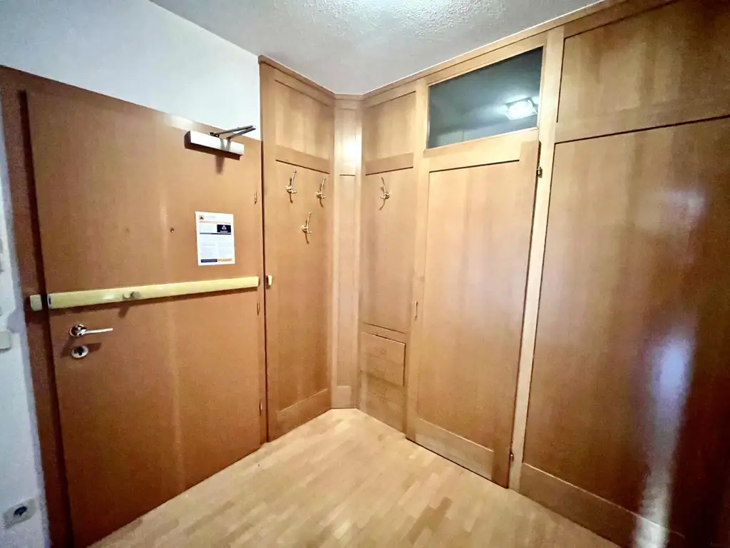 TOP LAGE GEIDORF: Barrierefreie 4 Zimmer Wohnung mit Balkon + Tiefgarage
