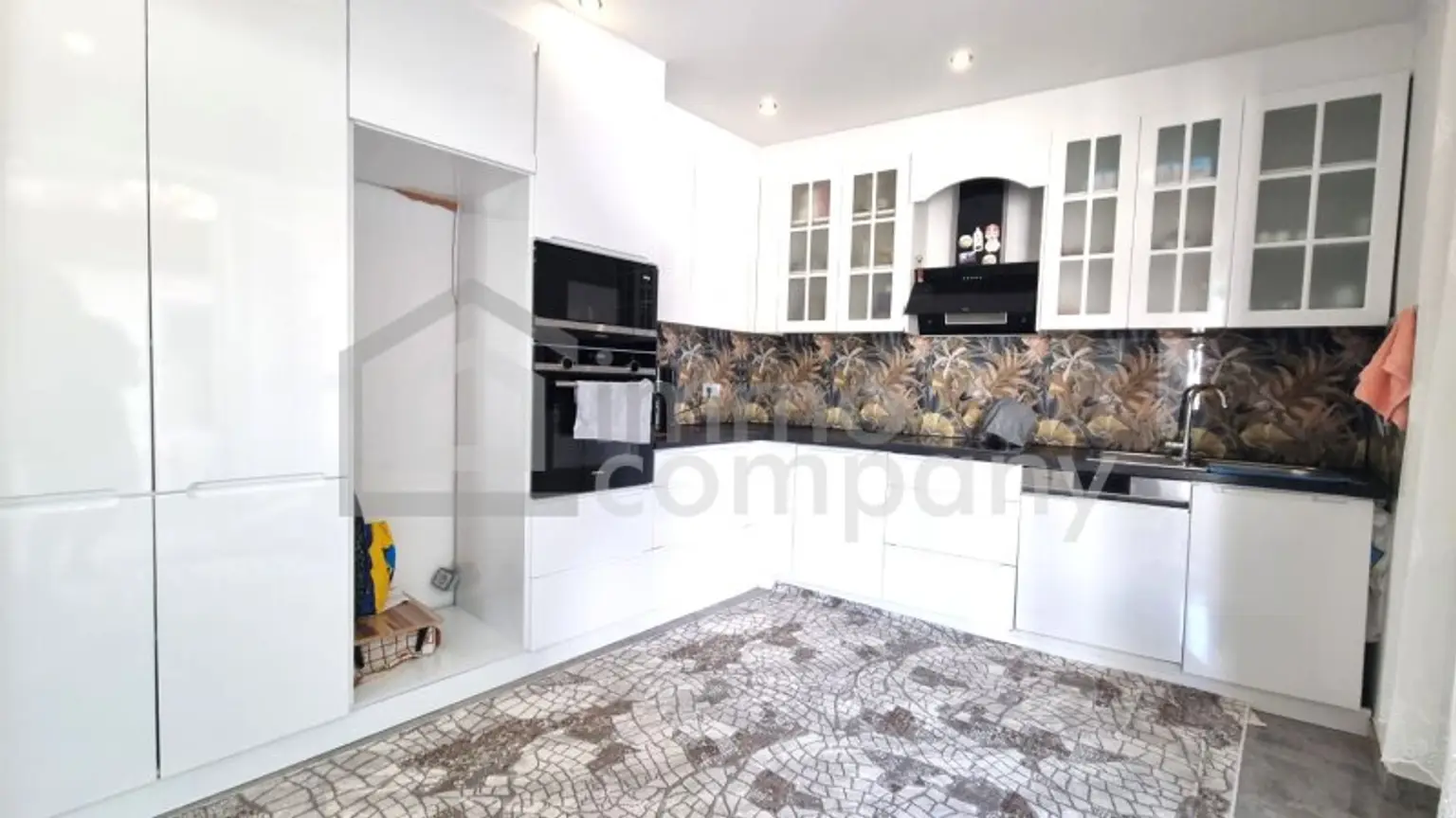 WIE NEU!! Komplett saniertes Einfamilienhaus mit Charme und viel Platz