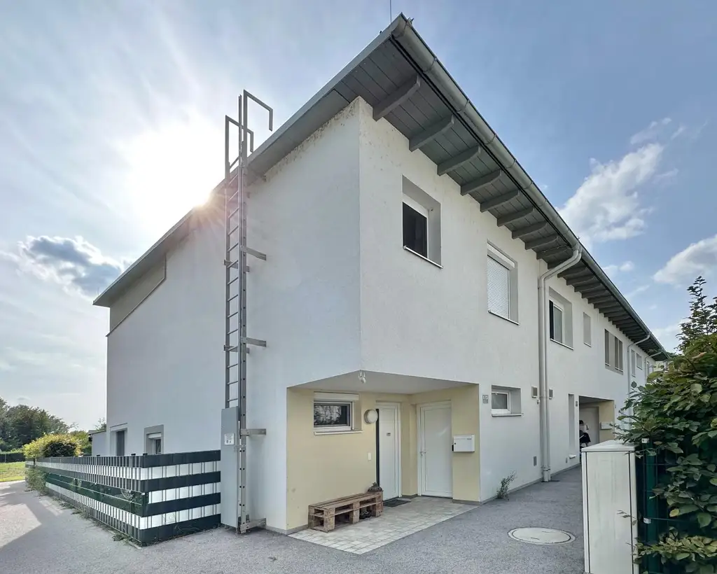 Modernes Reihenhaus mit guter Ausstattung, inkl. 2 Parkplätze