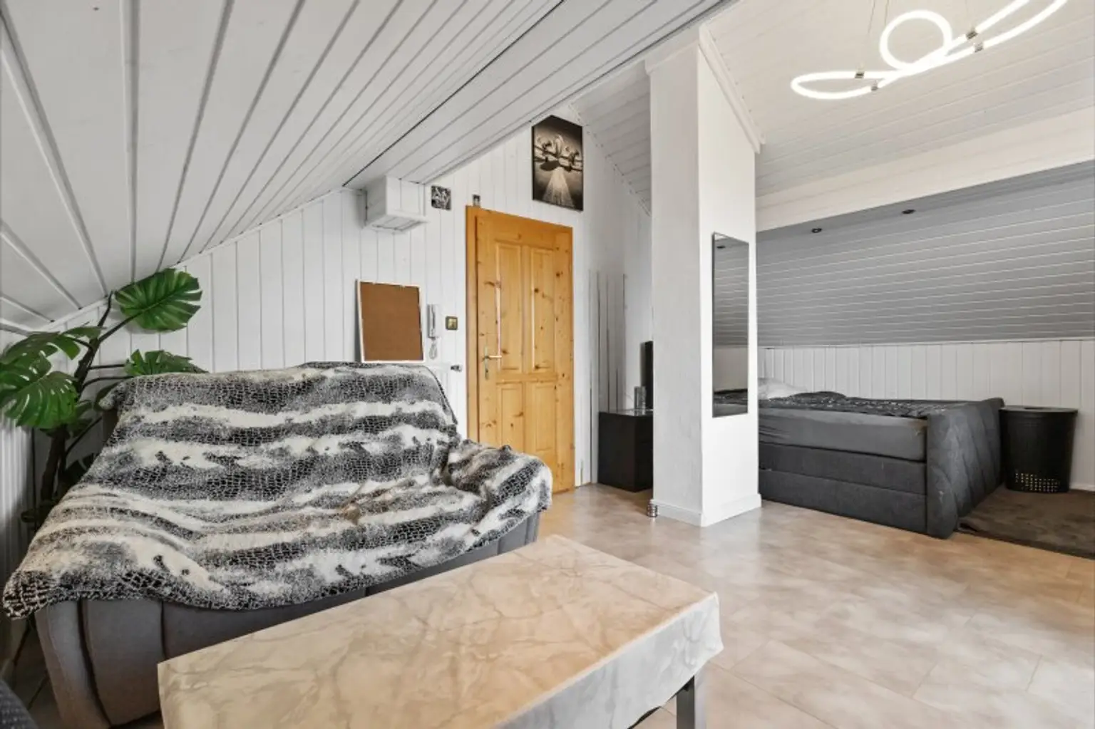 Schlaf-/Wohnzimmer  - DG - Haus - Treffling - kaufen