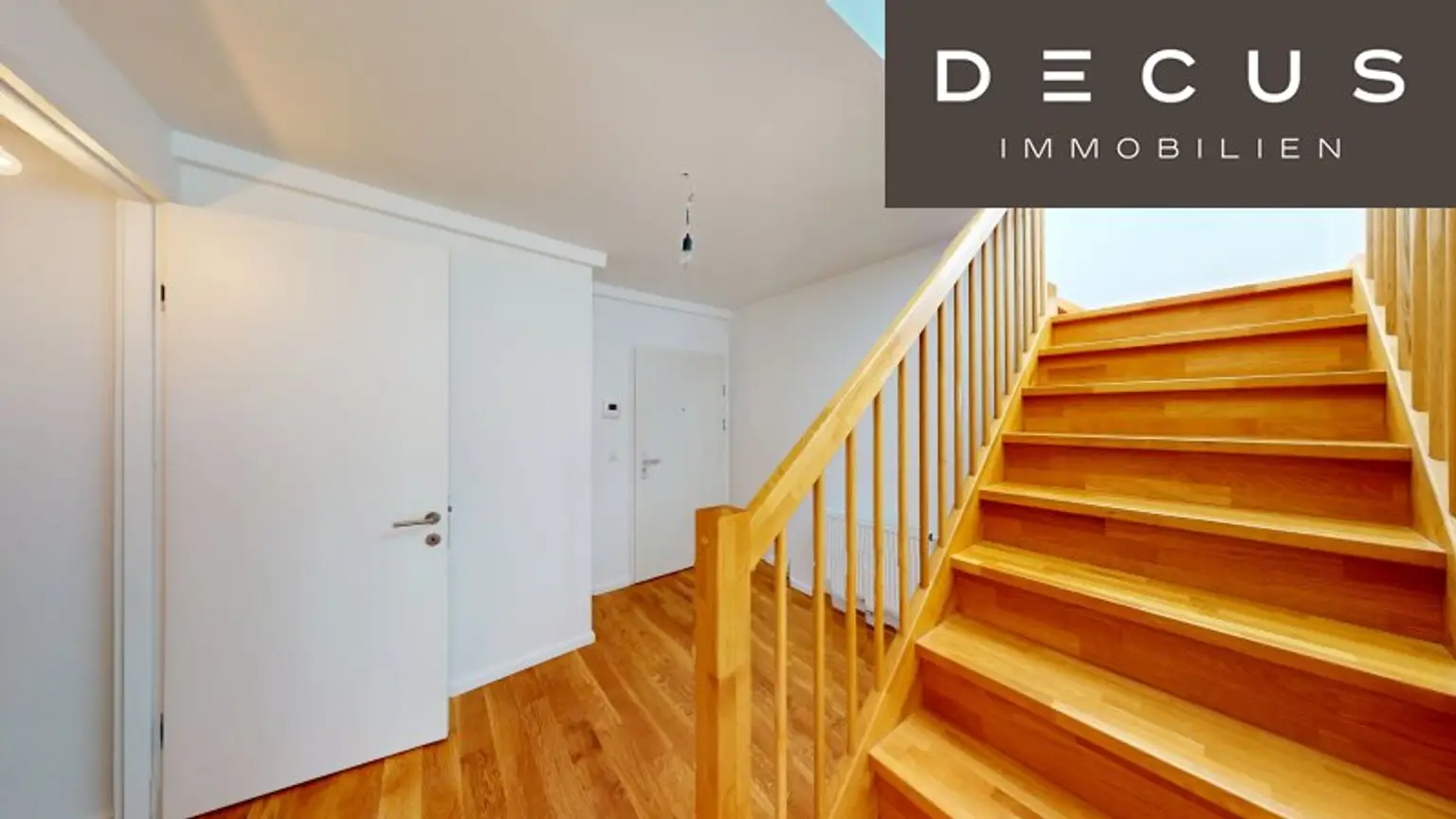 | DACHTERRASSE | KLIMATISIERT | ERSTBEZUG NACH SANIERUNG | UM