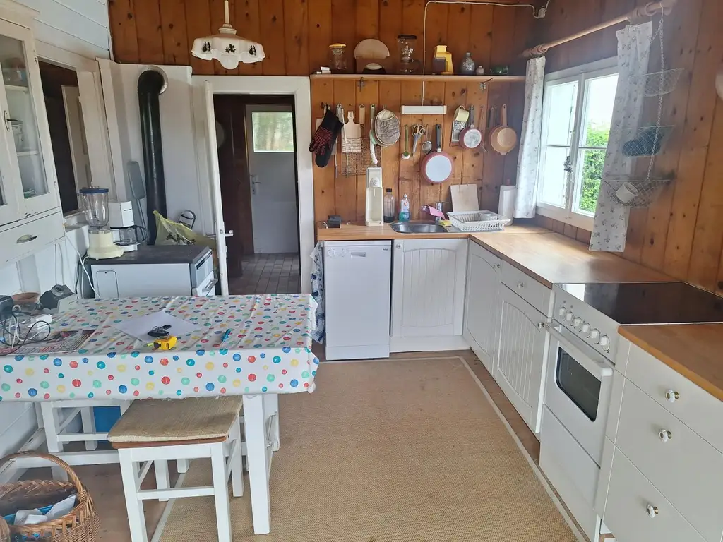 Tolles Baugrundstück mit Fernblick und Sommerhaus