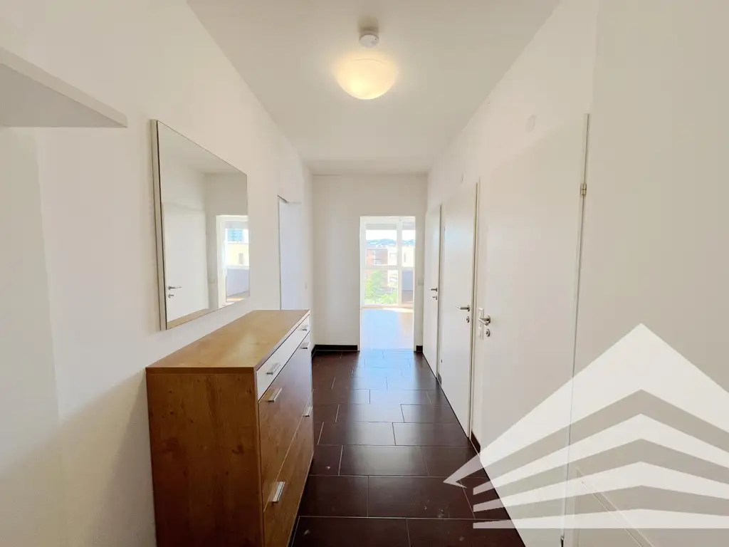 SQUADRO - teilmöblierte westseitige 3-Zimmer Wohnung mit Balkon in zentraler Lage!